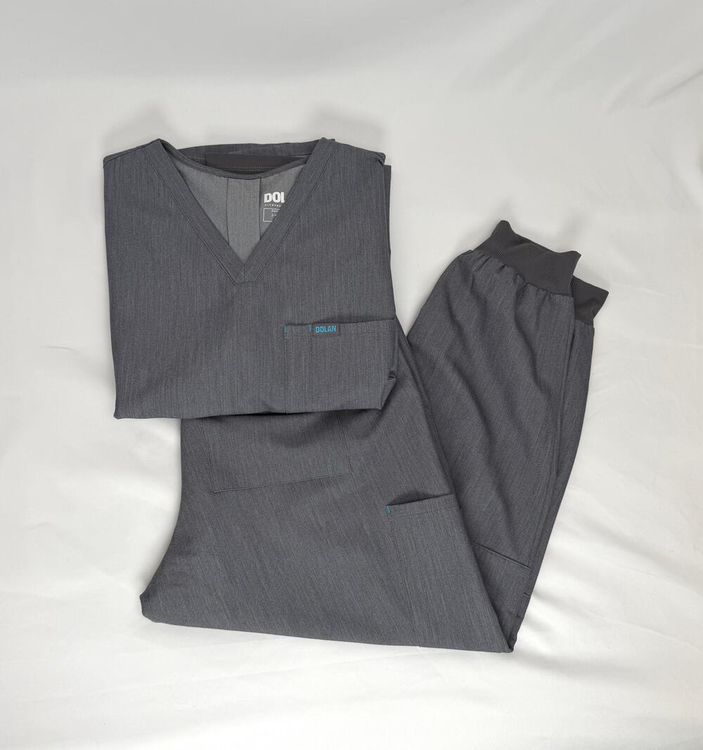 Dolan Maternity Scrub Set Gray Medium Top M Petite Short Jogger Pants 2 Piece